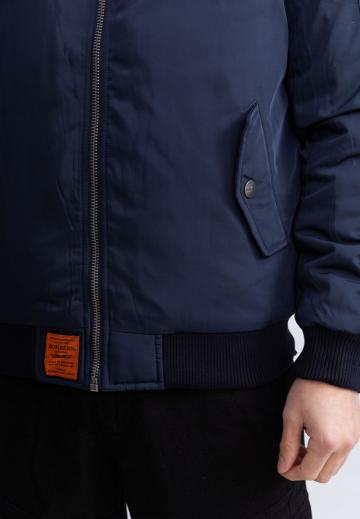 Куртка бомбер