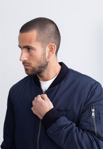 Куртка бомбер