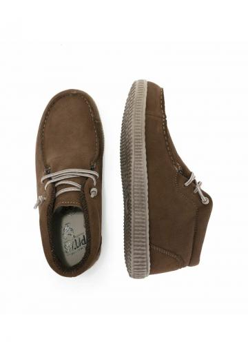 Ботинки на шнуровке