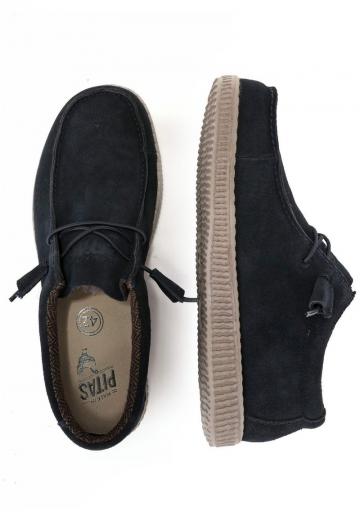 Ботинки на шнуровке