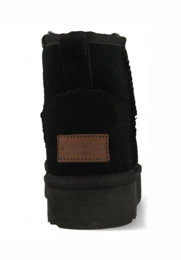 Зимние ботинки