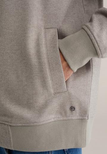 Куртка бомбер