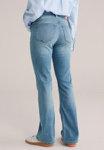 Клешеные брюки