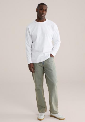 Прямые джинсы