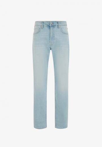 Прямые джинсы