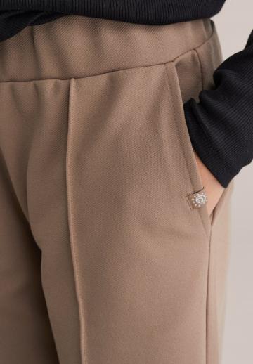 Спортивные штаны