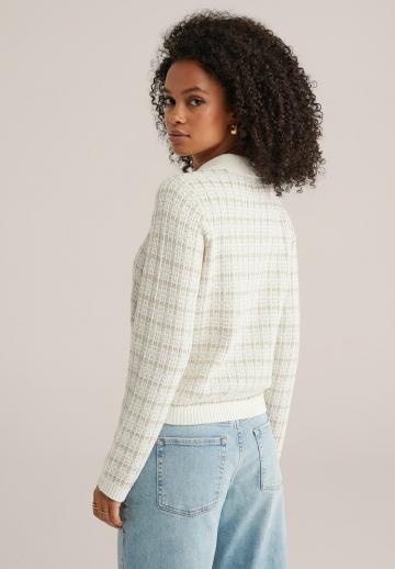 Вязаная кофта