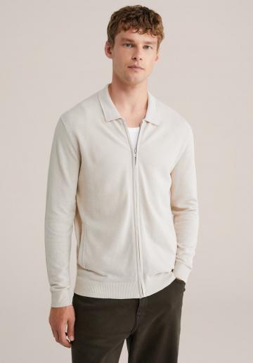 Вязаная кофта