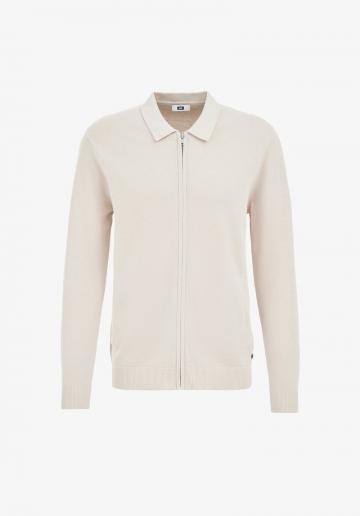 Вязаная кофта