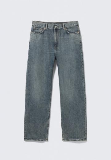 Свободные джинсы