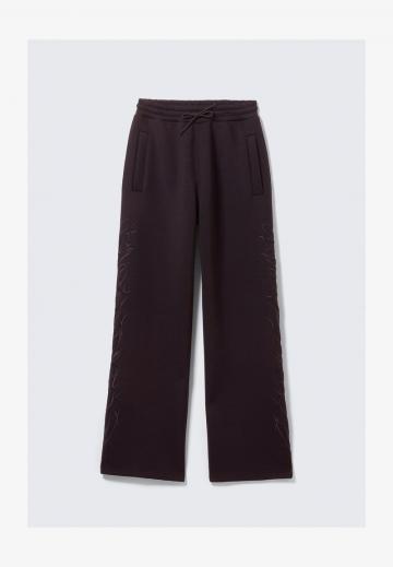 Спортивные штаны