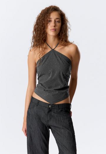 Топ на бретельках