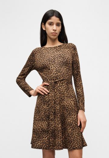 Короткое платье