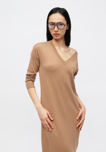 Вязаное платье