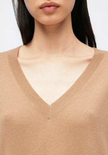 Вязаное платье