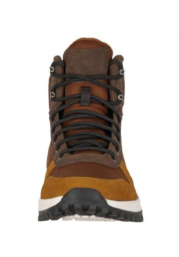 Походные ботинки