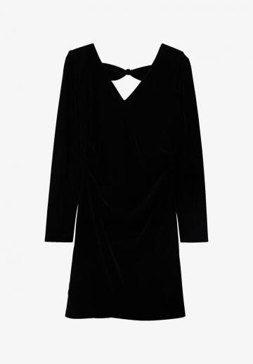 Платье футляр