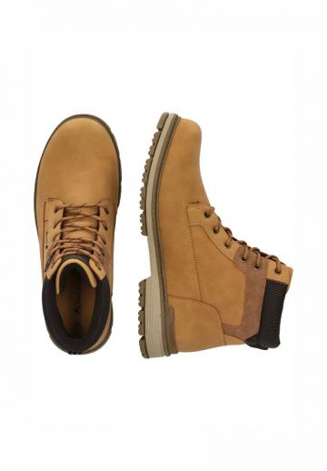 Походные ботинки