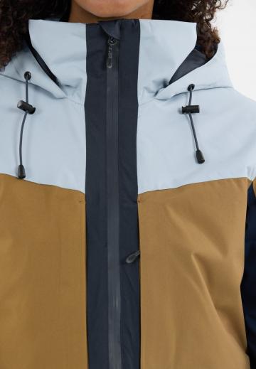 Спортивная куртка