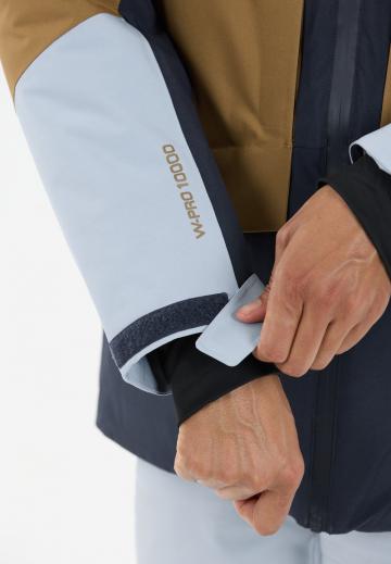 Спортивная куртка