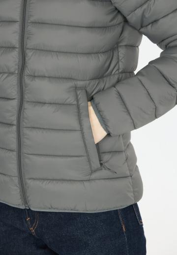 Спортивная куртка