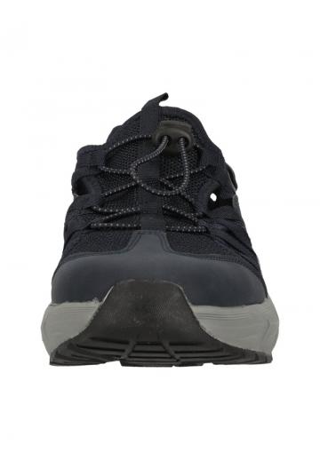 Походные ботинки