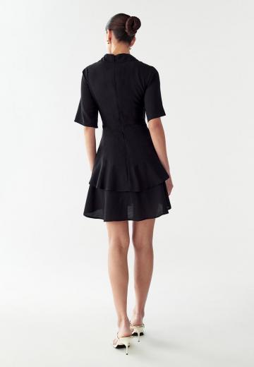 Короткое платье