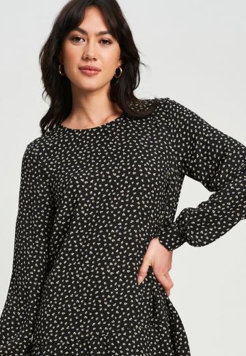 Короткое платье