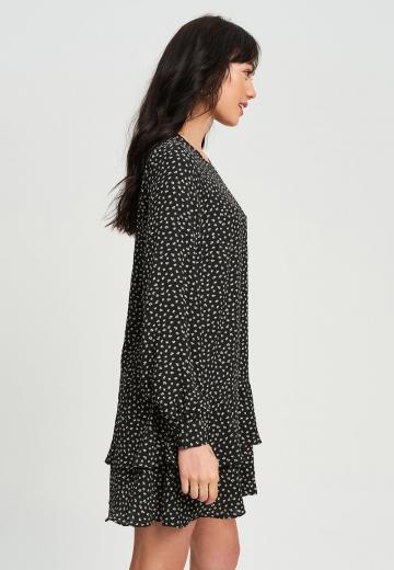 Короткое платье