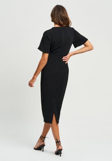 Платье футляр