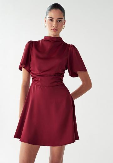 Платье футляр