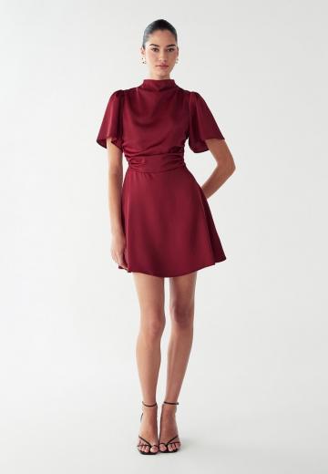 Платье футляр