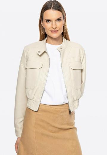 Короткая куртка