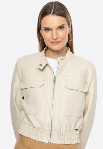 Короткая куртка