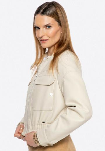 Короткая куртка