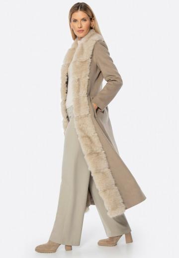 Шерстяное пальто