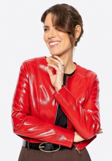 Короткая куртка