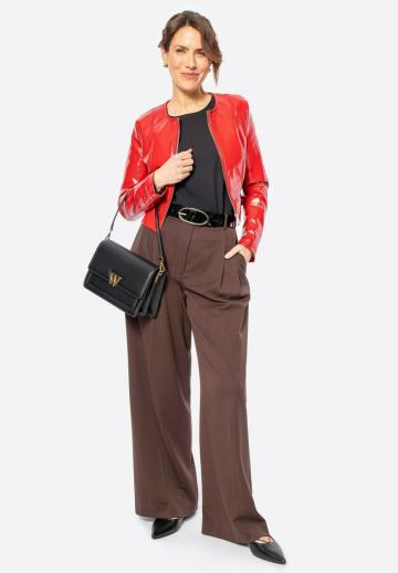 Короткая куртка