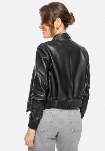 Байкерская куртка