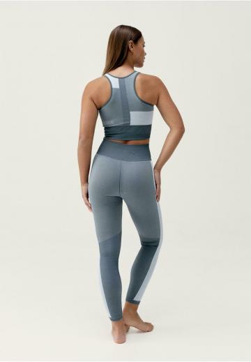 Спортивный топ