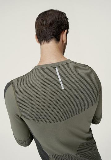 Спортивная майка