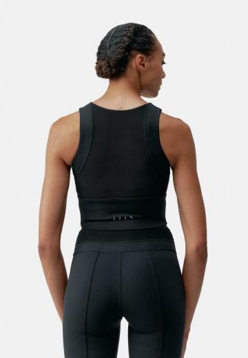 Спортивный топ