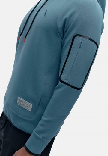 Спортивная кофта