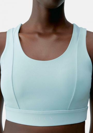 Спортивный топ