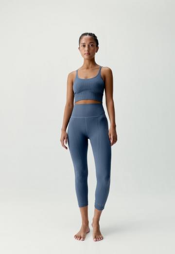 Спортивный бюстгальтер