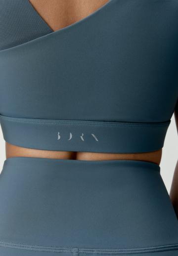 Спортивный бюстгальтер