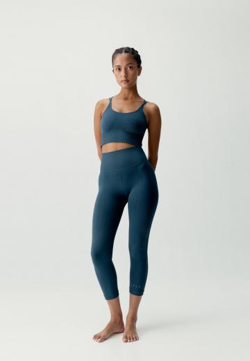 Спортивный бюстгальтер