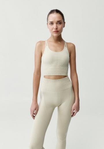 Спортивный бюстгальтер