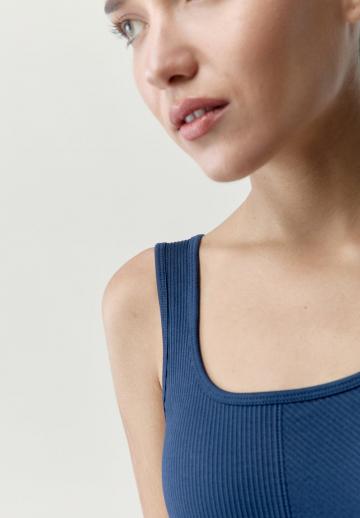 Спортивный бюстгальтер