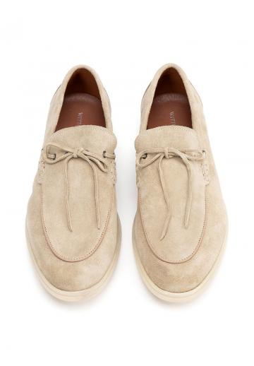 Ботинки на шнуровке